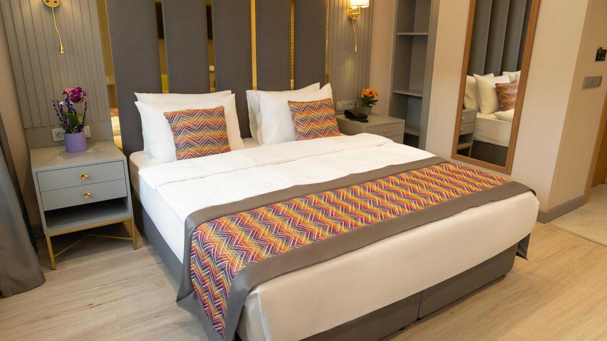The Kuelsuemz Hotel Истанбул Екстериор снимка