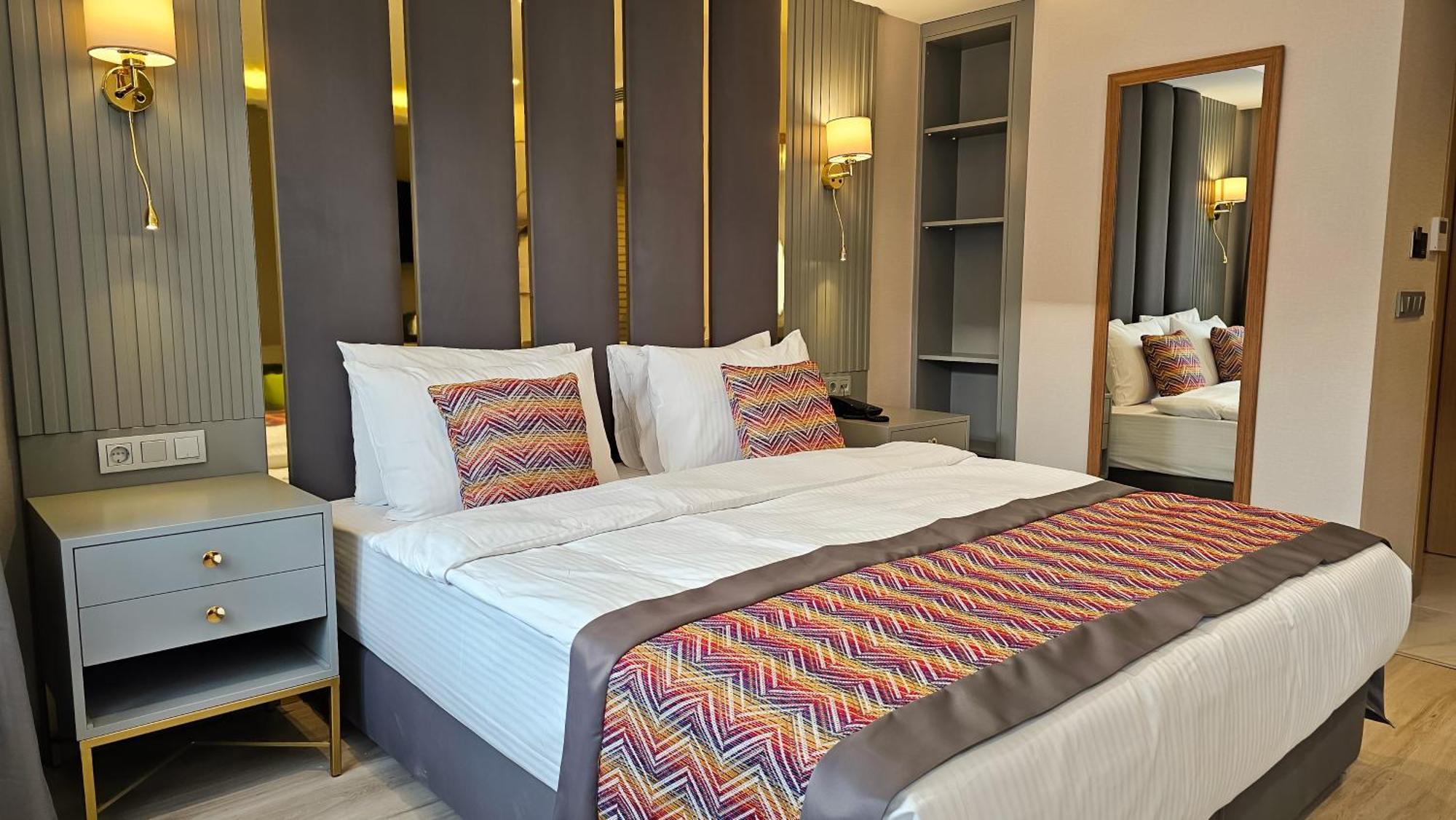 The Kuelsuemz Hotel Истанбул Екстериор снимка